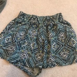 Mossimo Supply Co. Shorts - Flowy Mossimo shorts Mossimo Supply Co. Shorts - Flowy Mossimo shorts